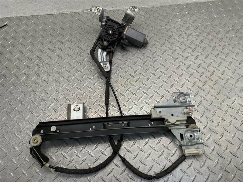 01 02 03 04 05 06 YUKON TAHOE DRIVER REAR WINDOW REGULATOR OEM 135-01816L