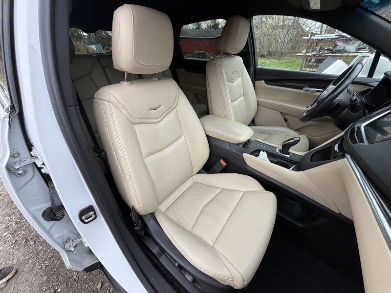 2017-2019 Cadillac XT5 Right Passenger Side Front Seat Leather Tan