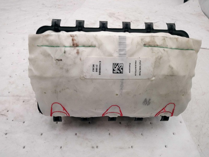 Used Right Instrument Panel Air Bag fits: 2022 Ram Promaster city passenger dash