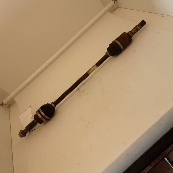 2015-2019 Lincoln MKC Axle Shaft Rear