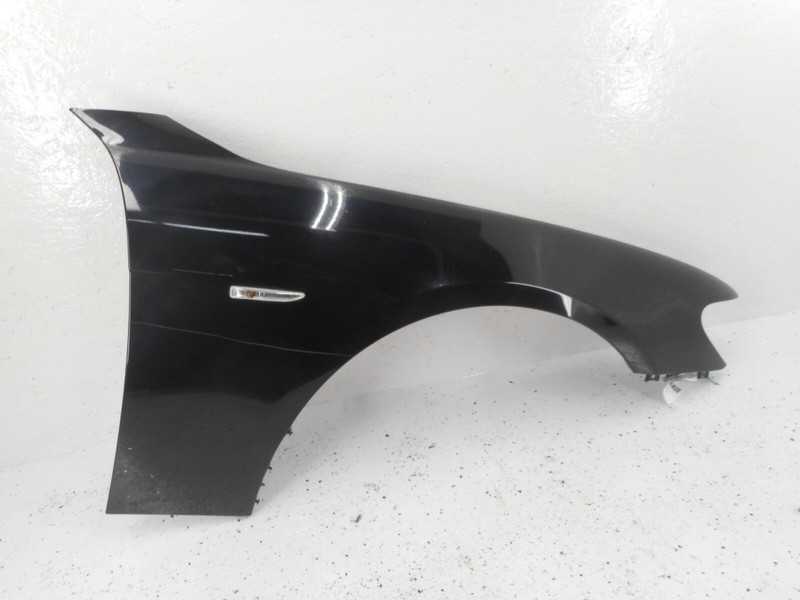 BMW 750i Fender Passenger Right OEM 2006-2008