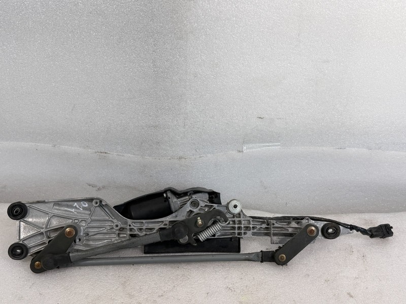 2001-2006 LEXUS LS430 Windshield Wiper Motor Linkage Front 85150-50110 OEM