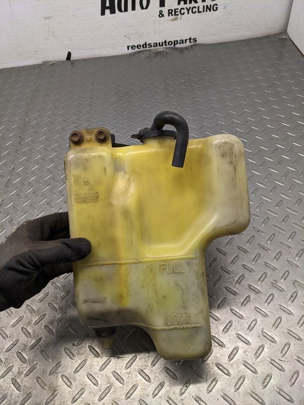 90-95 Toyota 4Runner 89-95 Pickup Radiator Coolant Reservoir Overflow Bo 1174109