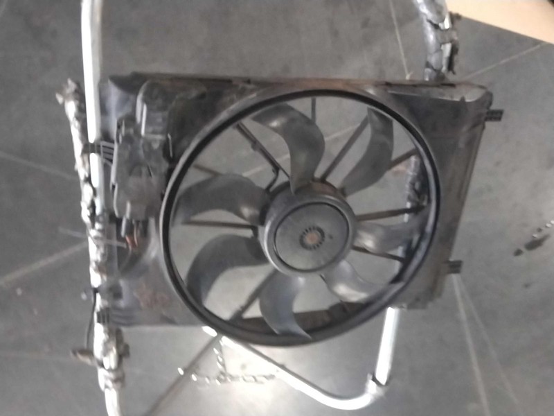 2016 Mercedes-Benz CLA-Class Engine Cooling Fan Motor OEM 2465000064 Black