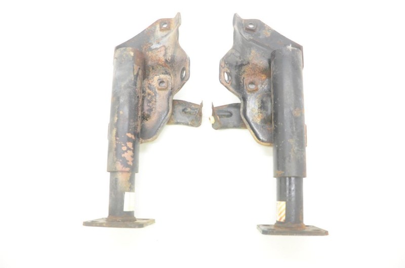 84-86 Nissan 300ZX Z31 2+0 Pair of Front Bumper Support Shocks