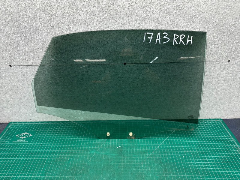 15-20 Audi A3 S3 Sedan REAR RIGHT PASSENGER SIDE DOOR WINDOW GLASS OEM