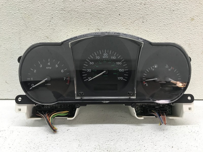 1998 - 99 Jaguar XJ8 VDP X308 Instrument Speedometer Gauge Cluster OEM 131k