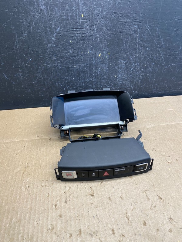 2012 2013 Buick Verano Emergency Hazard Light Switch Display Screen AC6704