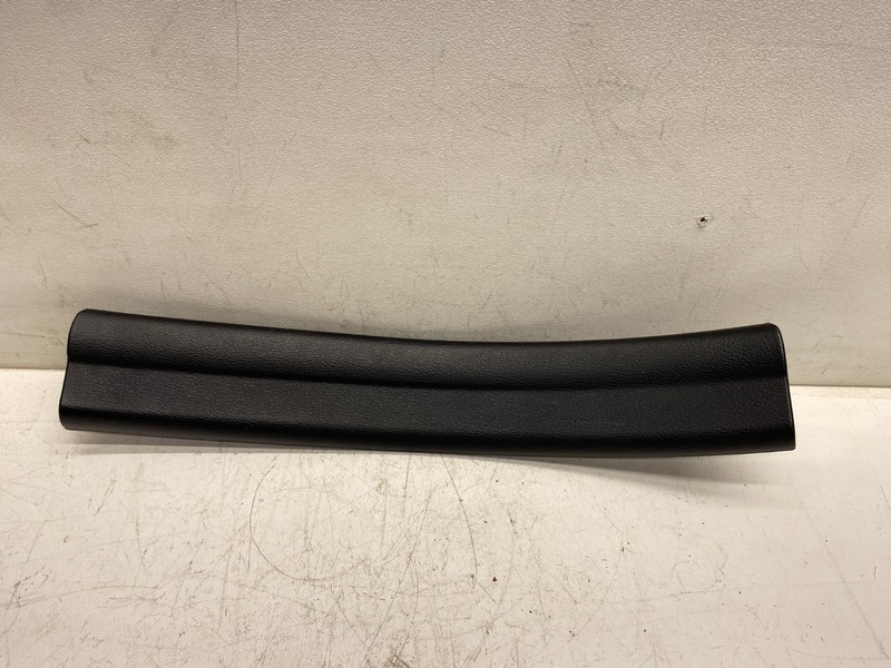 2016-2019 BMW X1 RIGHT REAR DOOR SILL PLATE TRIM COVER PANEL BLACK OEM
