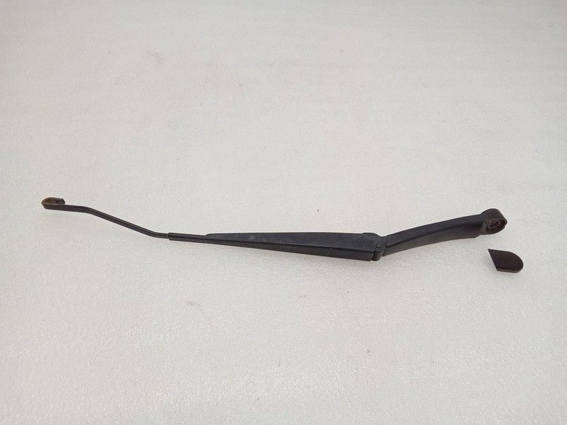 VERSA 2015 Wiper Arm               66162