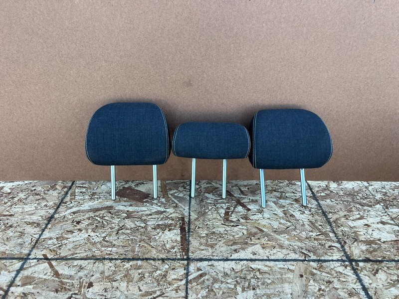 GENESIS GV70 2022-2026 OEM REAR LH RH CENTER SEAT HEADREST HEADRESTS (BLACK)