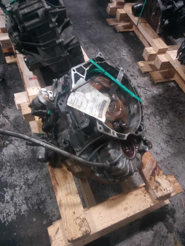 2008 Mercury Milan Automatic Transmission Assembly OEM 160K Miles FWD Black