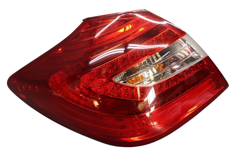 12-14 Hyundai Equus Genesis Left Driver Side Tail Light Taillight 92401-3M2 Oem