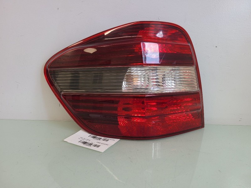 Driver Tail Light 164 Type ML550 Fits 06-08 MERCEDES ML-CLASS 499235