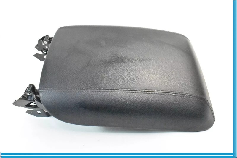 06-13 Mercedes W251 R550 R350 Center Console Arm Rest Storage Cover Black OEM