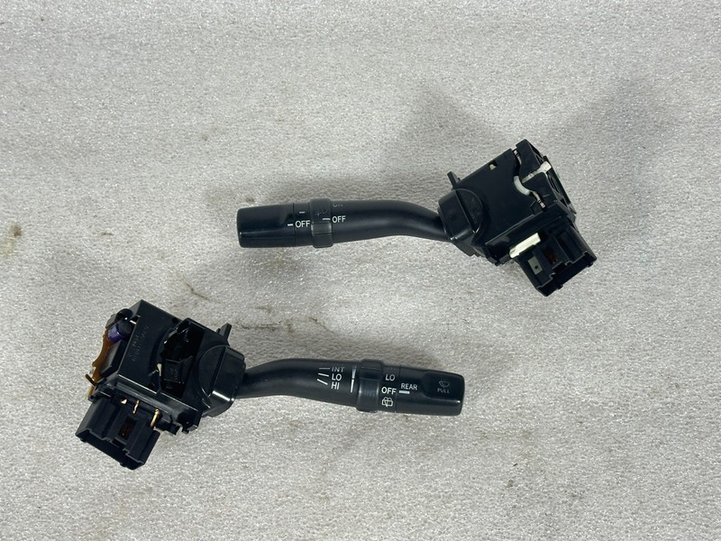 2005-2007 TOYOTA SEQUOIA Steering Column Turn Signal+Wiper Switch 84140-0C040