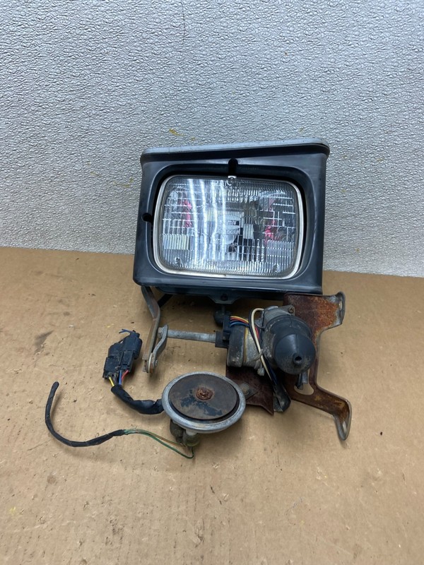 1983 - 1989 Mitsubishi Starion Right Passenger RH Headlight Oem Z6667 DG