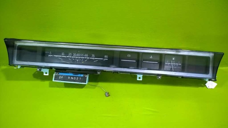 87 CELEBRITY SPEEDOMETER CLUSTER 57K MILES OEM 2890-1001**