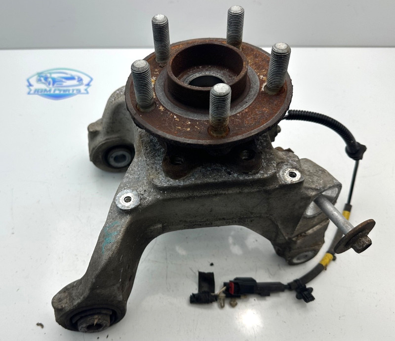 2015-2018 FORD EDGE REAR RIGHT PASSENGER SIDE SPINDLE KNUCKLE WHEEL HUB OEM