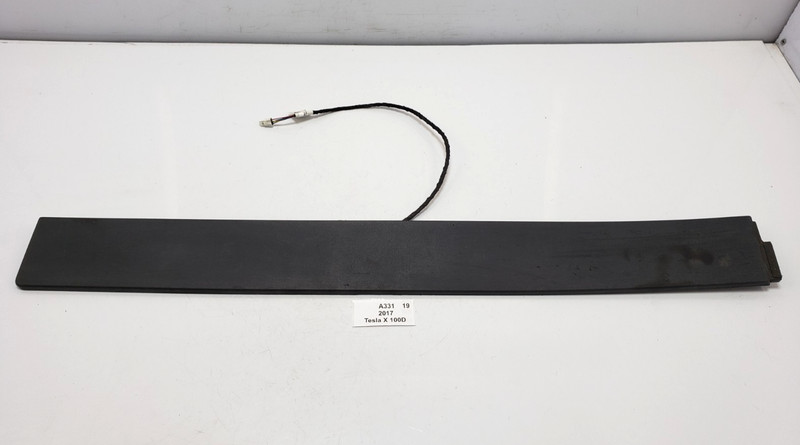 ✅ 16-20 OEM Tesla Model X Rear Left Driver Side Door Trim Molding Cap Sensor