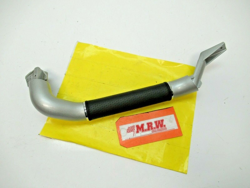 DOOR PANEL PULL HANDLE GRIP RIGHT PASSENGER SIDE RH for 00-05 TOYOTA MR2 SPYDER