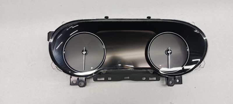 21-'22 BUICK ENVISION Speedometer cluster 8.0" display 19k miles OEM