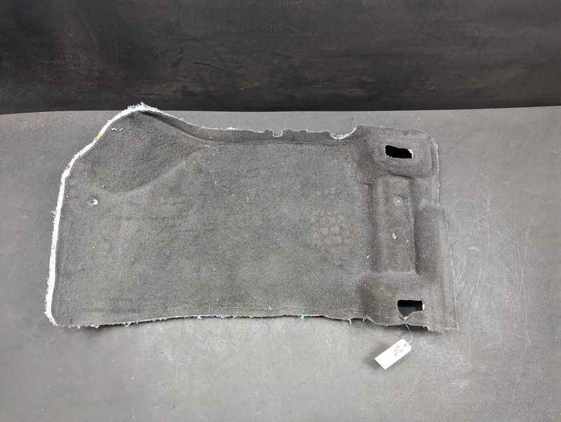Front Right Floor Covering Carpet 2019 Chevrolet Equinox 23248810 2018 2020 2021