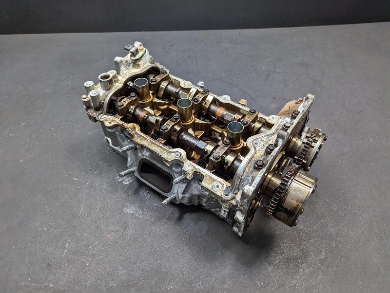 Right Passenger Cylinder Head 2017 Infiniti Q60 11040-4HK0E 2018 2019