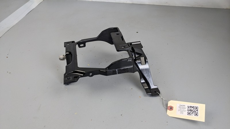 Center Console Front Bracket 2022 Mazda 3 BDTS-64-33X 2019 2020 2021 2023