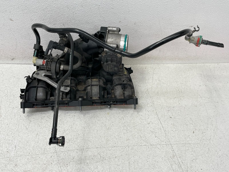 19 20 21 22 Mercedes A220 Engine Air Intake Manifold 2.0L 1416 OEM