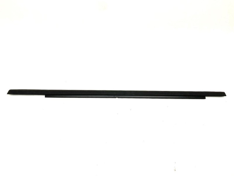 Right Passenger Rear Door Window Belt Molding 2009-2017 Chevrolet Traverse 87414