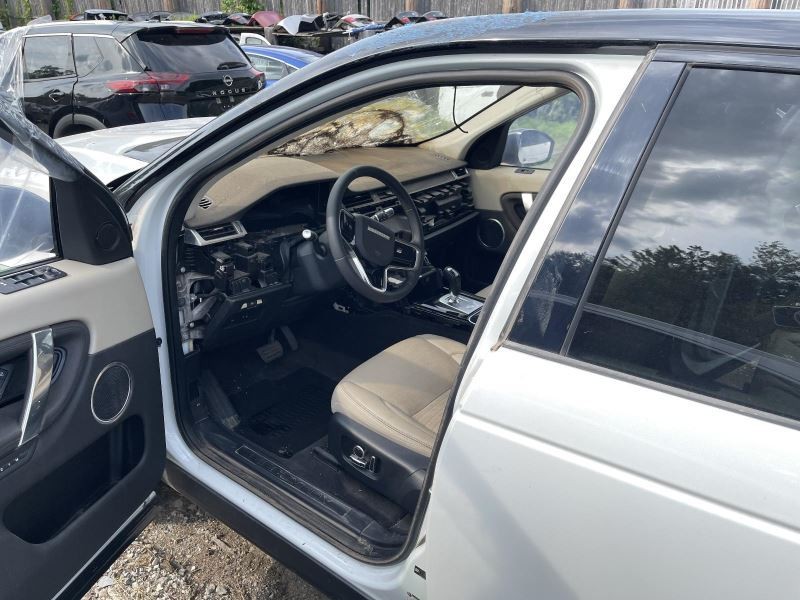 20-21 ROVER DISCOVERY SPORT LEFT A-PILLAR FUJI WHITE PC:1AA 37K -S- 55115