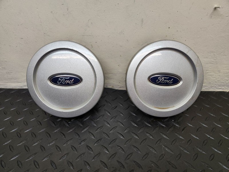 03-06 Ford Expedition Wheel Caps Silver 2PC OEM 4L14-1A096-DB