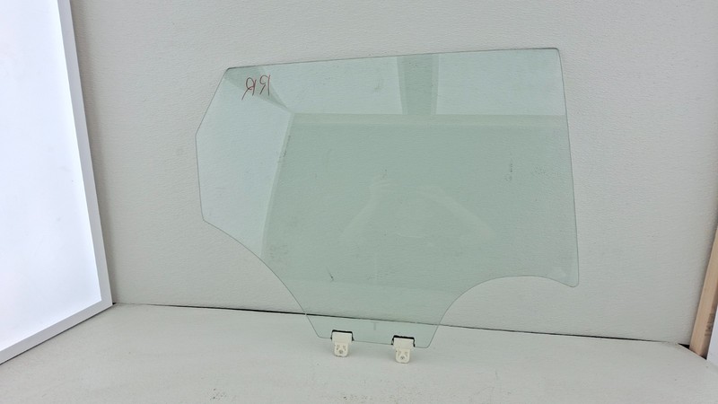 2017-2022 Nissan Rogue SportRear Right Passenger Side Door Window Glass OEM