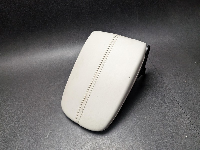 Center Console Armrest Lid 2018 Acura TLX 83405-TZ3-A01 2015 2016 2017 2019 2020
