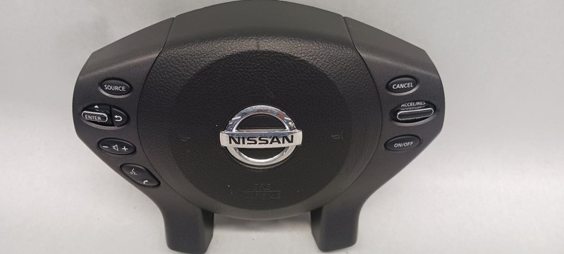 10-'13 ALTIMA Left driver steering wheel Air Bag w/navigation OEM