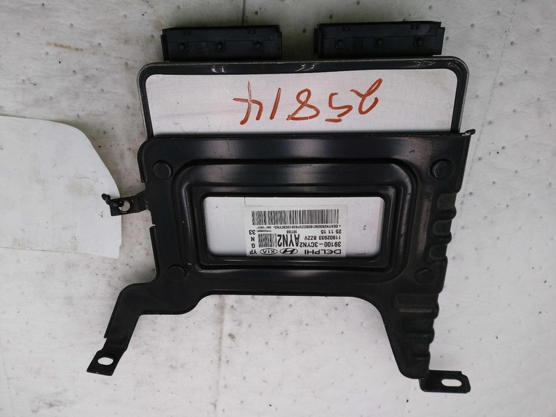 2016 KIA Sedona Engine Control Module ECM 3.3L OEM 391003CYN2 97K Miles