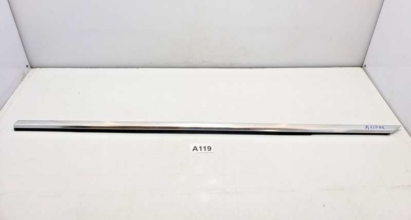 ✅ 12-18 OEM Mercedes W218 CLS550 Front Left Driver Door Window Belt Molding Trim