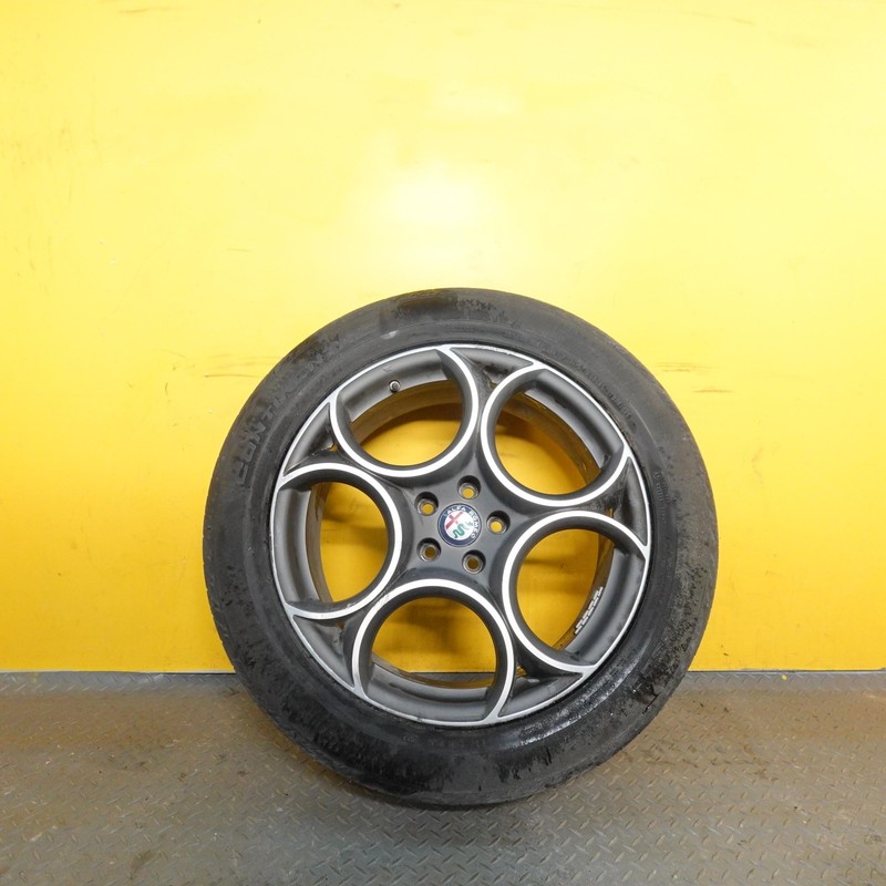 2018-2025 ALFA ROMEO STELVIO OEM WHEEL RIM 19X8 W/TIRE 235/55 R19 CONTINENTAL