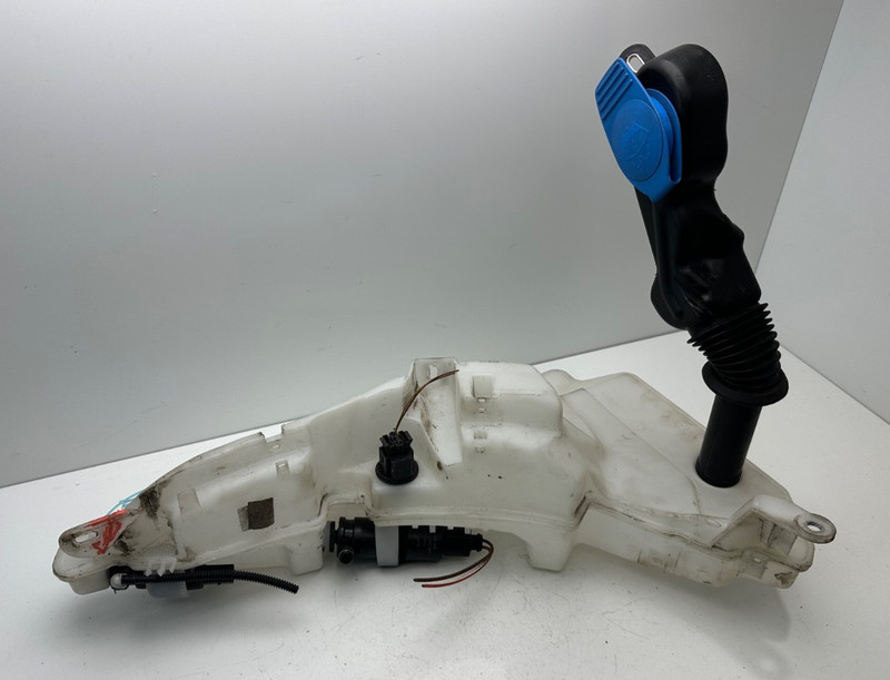 2005-2011 Audi A6 Windshield Washer Reservoir Bottle Tank OEM 4F0955453R