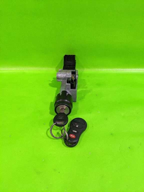 00 01 CONCORDE IGNITION SWITCH CYLINDER HOUSING W/KEY OEM 4224-6