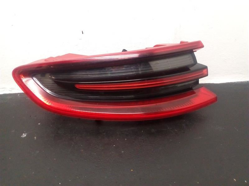 15-18 Porsche Macan Left Driver Tail Light OEM 95B-945-095-A