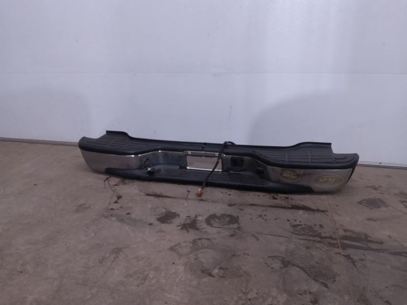 Rear Bumper Step Bumper Chrome Fits 00-06 SUBURBAN 1500 266526