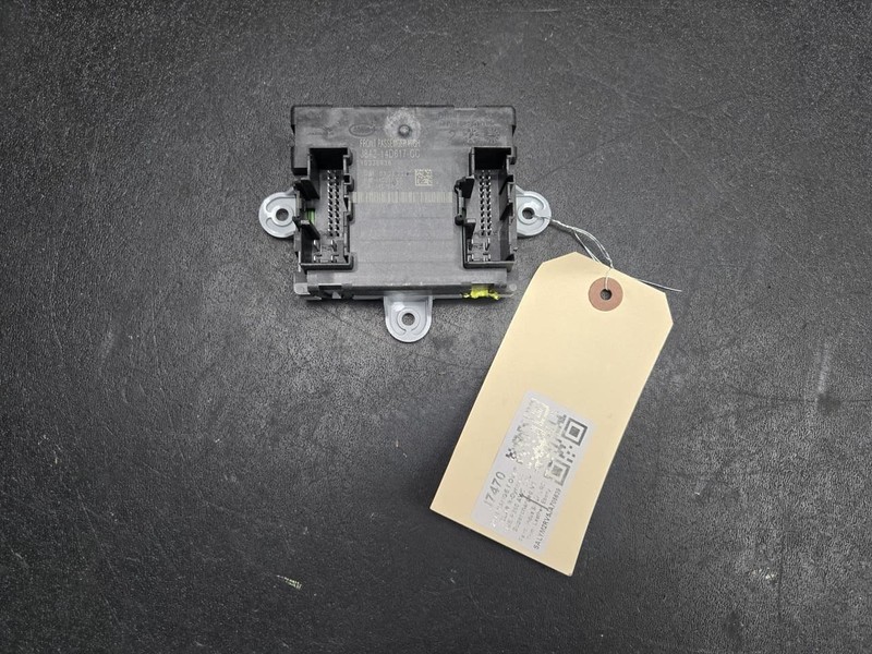 Front Right Door Control Module 2018 Range Rover Velar J8A2-14D617-CC 2019 2020