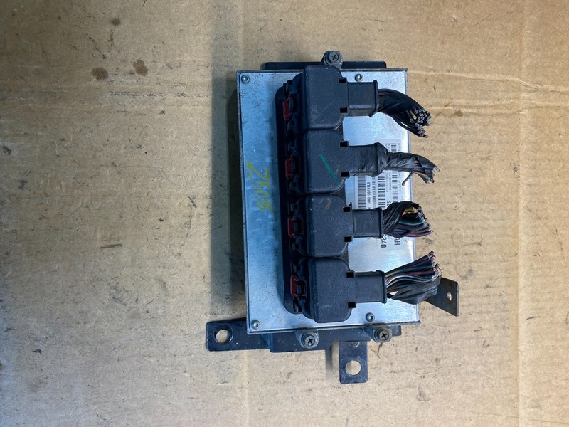 2006 Dodge Durango 5.7LEngine Computer Module ECU P05094075AH AB3861 DG