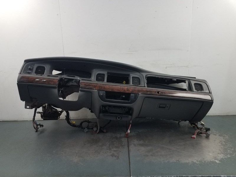 2005 Grand Marquis / Crown Vic Victoria Dash Panel #8130 S3