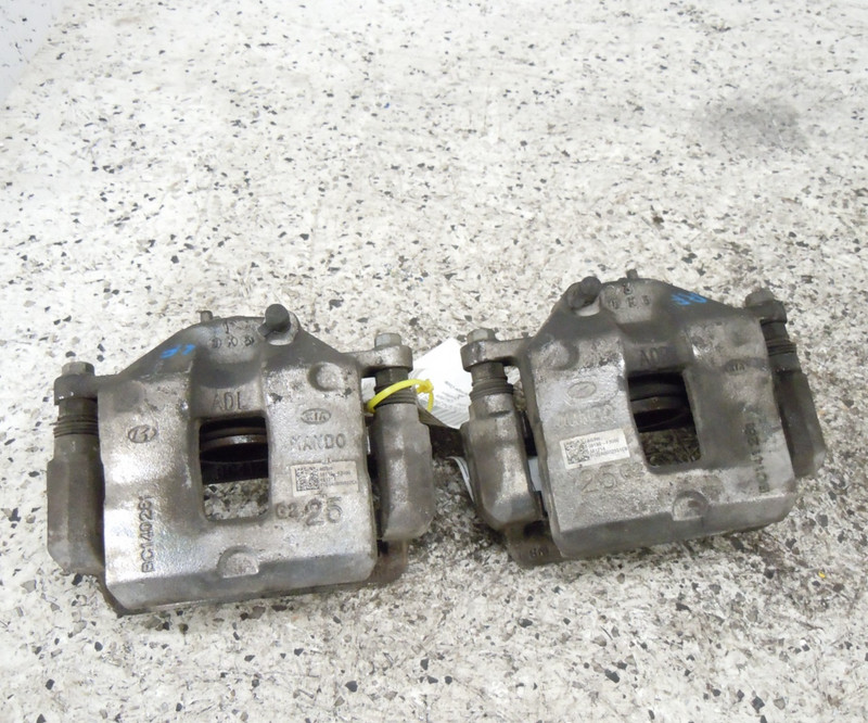 2017-2020 Hyundai Elantra Sedan Front Brake Caliper Left Right OEM US Built