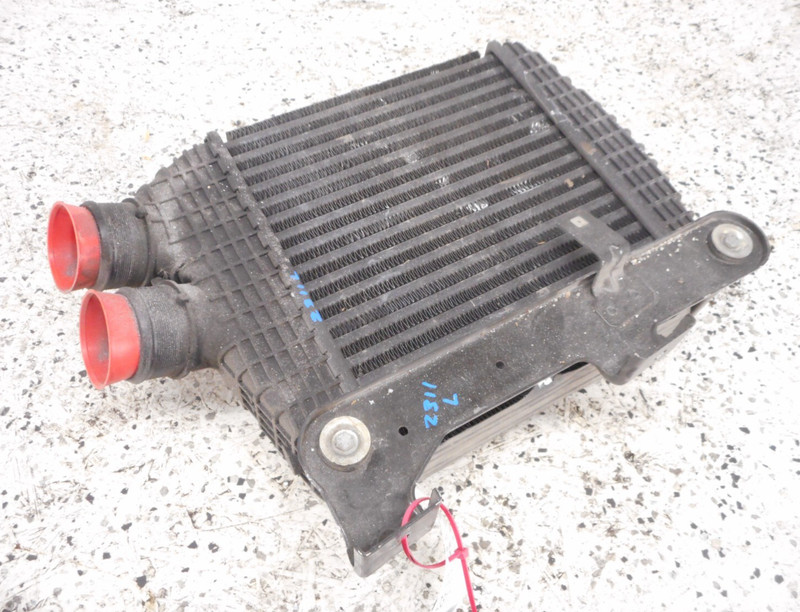 2017 17 Maserati Ghibli Intercooler Driver Left OEM 16484793 *SEE NOTES*