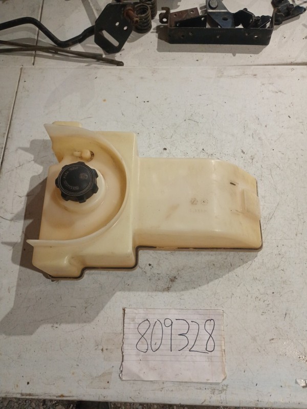 98 Craftsman 42" GAS TANK RESERVOIRMODEL NUMBER917.271530