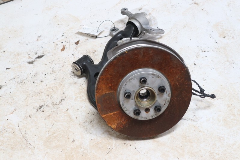 2021-2023 MINI COOPER F57 FRONT LEFT DRIVER SPINDLE KNUCKLE WHEEL HUB OEM